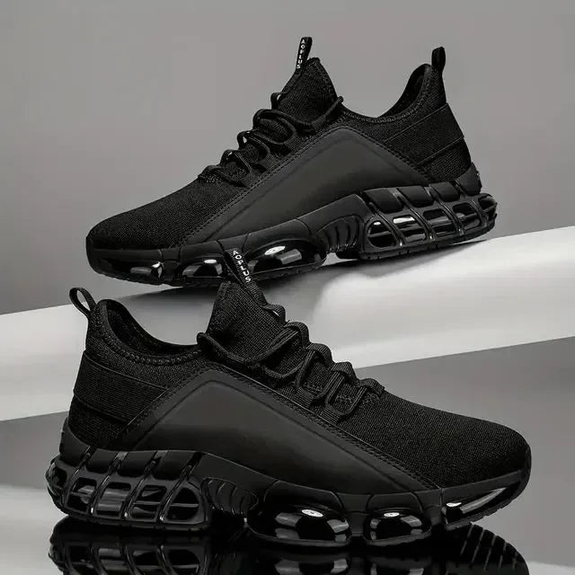 🔥Men’s Lightweight Breathable Low-Top Running Shoes