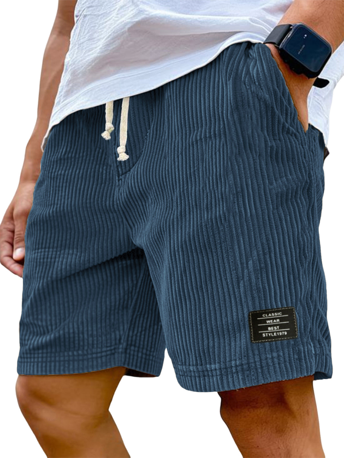 Men's Stylish Ripped Classic Embroidered Label Versatile Casual Shorts